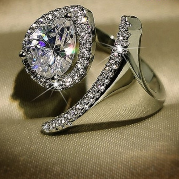 Beautiful Water Drop design ring 925 Silver - Picture 4 of 4